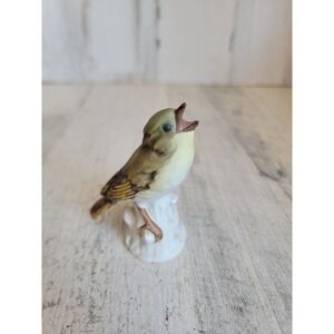 Goebel green finch vintage mini bird ceramic figure home decor unique